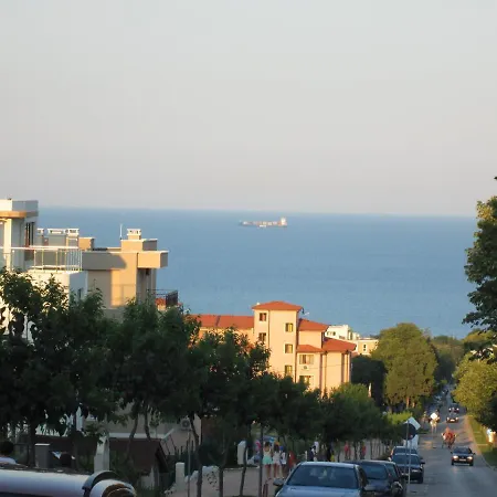Sun 5-byala Sp Apartman *
