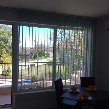 Sun 5-byala Sp Apartman
