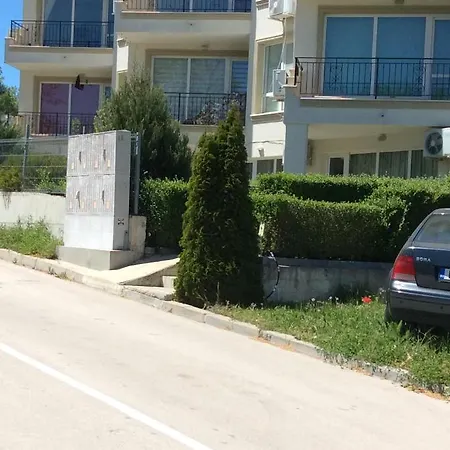 Sun 5-byala Sp *